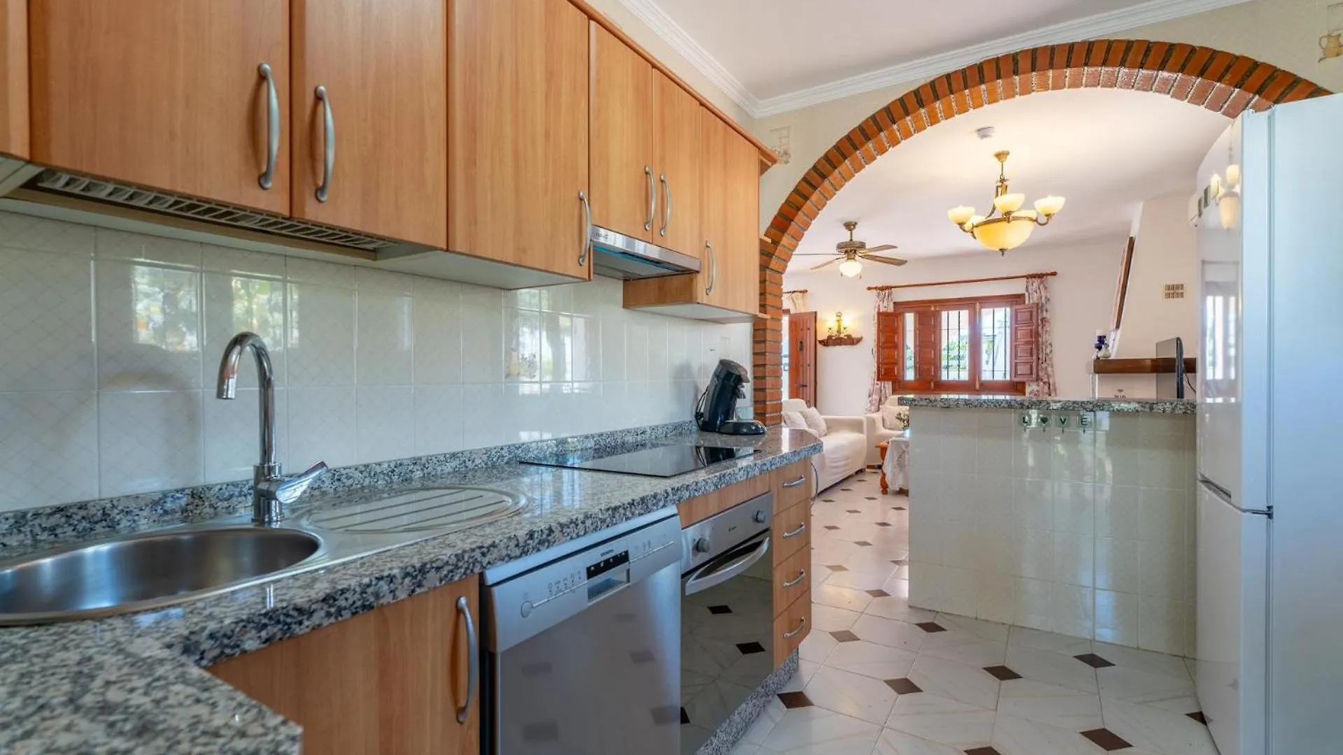Villa Nerja 073 0*,